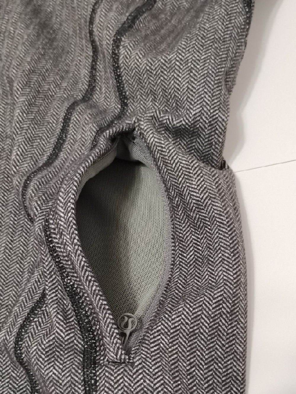 Lululemon Daily Practice Jacket - Picture 10 of 10